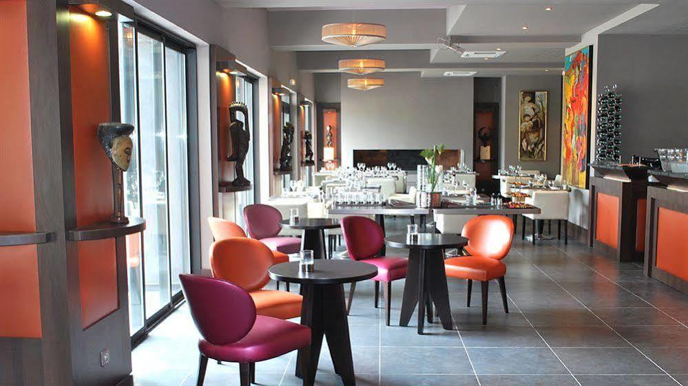Le Safari Hotel Restaurant Carpentras Esterno foto